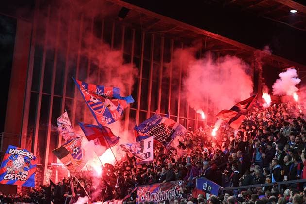Soccer Niederrheinpokal round of 16 KFC Uerdingen 05 MSV Duisburg on 15 10 2025 at the Grotenburg Stadium in Krefeld Uerdingen fans ignite Bengalos pyro pyrotechnics flares smoke bombs in the fan block xRx