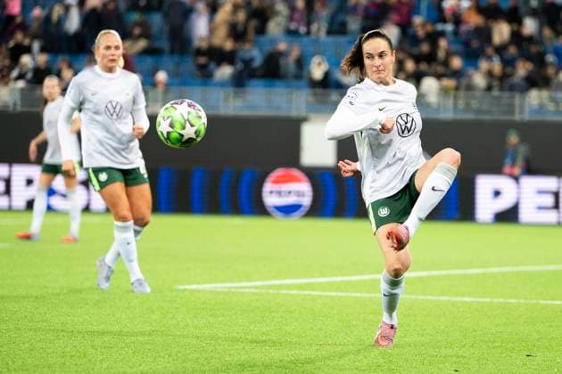Football Women s Champions League, 2nd round Valerenga Wolfsburg Oslo 20251015 Wolfsburg s Sarai Linder during the Champions League football match between Valerenga and Wolfsburg at Intility Arena Photo Annika Byrde NTB Oslo Norway EDITORIAL USE ONLY RESTRICTED USE FOR BETTING COMPANIES  Copyright: xAnnikaxByrdex xNTBx