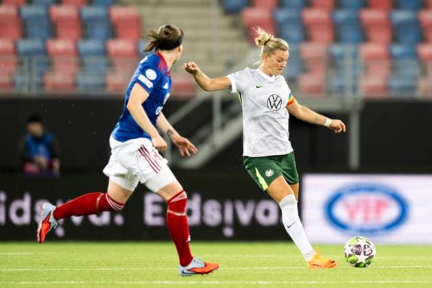 Football Women s Champions League, 2nd round Valerenga Wolfsburg Oslo 20251015 Wolfsburg s Alexandra Popp during the Champions League football match between Valerenga and Wolfsburg at Intility Arena Photo Annika Byrde NTB Oslo Norway EDITORIAL USE ONLY RESTRICTED USE FOR BETTING COMPANIES  Copyright: xAnnikaxByrdex xNTBx