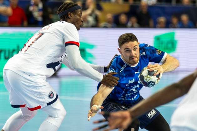 EHF Champions League - Orlen Wisla Plock v Paris Saint-Germain Wallem-Konrad Peleka and Mitja Janc during the match EHF Champions League Men match between Orlen Wisla Plock and Paris Saint-Germain in Plock, Poland on October 15, 2025.NO SALES POLAND Plock Poland  Copyright: xAndrzejxIwanczukx originalFilename:iwanczuk-ehfchamp251015_npaDo.jpg