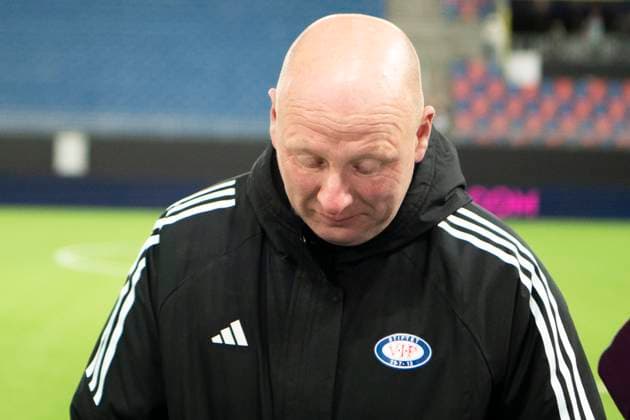 Football Women s Champions League, 2nd round Valerenga Wolfsburg Oslo 20251015 Valerenga s coach Nils Lexerod after the Champions League football match between Valerenga and Wolfsburg at Intility Arena Photo Annika Byrde NTB Oslo Norway EDITORIAL USE ONLY RESTRICTED USE FOR BETTING COMPANIES  Copyright: xAnnikaxByrdex xNTBx