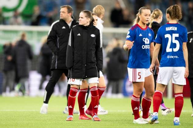 Football Women s Champions League, 2nd round Valerenga Wolfsburg Oslo 20251015 Valerenga s Linn Vickius left after the Champions League football match between Valerenga and Wolfsburg at Intility Arena Photo Annika Byrde NTB Oslo Norway EDITORIAL USE ONLY RESTRICTED USE FOR BETTING COMPANIES  Copyright: xAnnikaxByrdex xNTBx