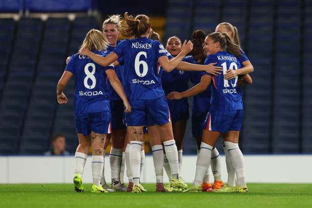 London, England, 15th October 2025. Sandy Baltimore (2nd R) of Chelsea celebrates after scoring the opening goal during the Chelsea Women vs Paris FC UEFA Womens Champions League match at Stamford Bridge, London. Picture credit should read: Paul Terry Sportimage EDITORIAL USE ONLY. No use with unauthorised audio, video, data, fixture lists, club league logos or live services. Online in-match use limited to 120 images, no video emulation. No use in betting, games or single club league player publications. SPI_009_PT_Chelsea_W_Paris_W SPI-4216-0009