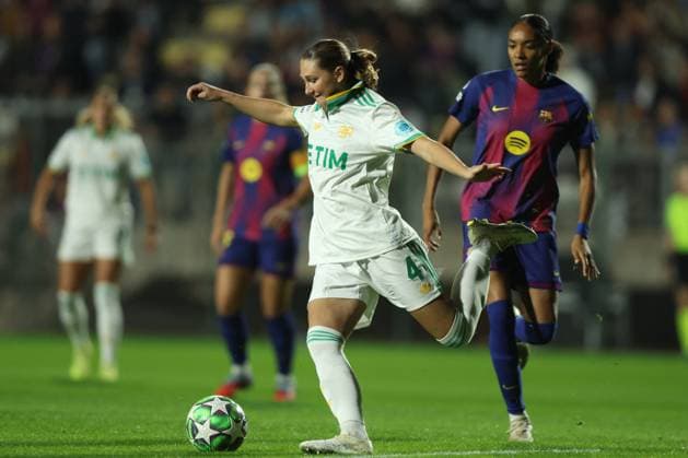 CALCIO - Champions League Women - AS Roma vs FC Barcelona, Barca Rme, Italy October 15, 2025: Winonah Heatley of Roma seen in action during the 2025 26 UEFA Women s Champions League - Matchday 2 - between AS Roma vs FC Barcellona at Tre Fontane Stadium in Rome Rome Italy  Copyright: xIPAxSport ABACAx