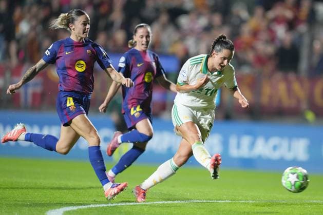 AS Roma s Evelyne Viens during the Uefa Women™s Champions League soccer match between Roma and Fc Barcellona at the Rome s Tre Fontane stadium, Italy - Wednesday October 15, 2025 - Soccer ( Photo by Alfredo Falcone LaPresse )  Copyright: xAlfredoxFalcone LaPressex