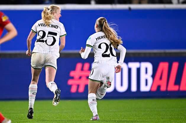 OH Leuven v FC Twente - UEFA Women s Champions League LEUVEN, BELGIUM - OCTOBER 15 : Veefkind Linde defender of OH Leuven celebrates after scoring a penalty goal to make it 1-1 during the UEFA Women s Champions League 2025 26 League Phase MD2 match between OH Leuven and Twente on October 15, 2025 in Leuven, Belgium, 15 10 2025 Leuven Belgium  Copyright: xTomasxSiskx