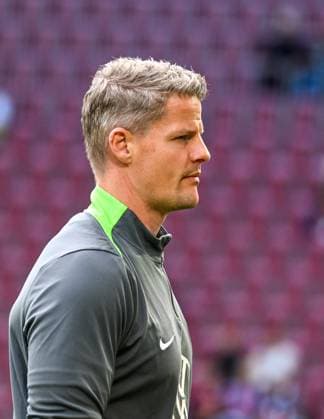 GER, 1 FBL, FC Augsburg vs VfL Wolfsburg 04 10 2025, WWK Arena, Augsburg, GER, 1 FBL, FC Augsburg vs VfL Wolfsburg, in the picture Christian Clarup VfL Wolfsburg nordphotoxGmbHx xHafner nph00200
