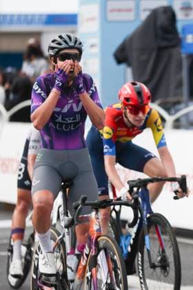 (251016) -- SHANGHAI, Oct. 16, 2025 -- Liv-Alula-Jayco s Josie Talbot (front) reacts after the Stage 3 of the UCI Women s WorldTour Tour of Chongming Island Road cycling, Rad, Radsport, Strasse race in Shanghai, east China, Oct. 16, 2025. ) (SP)CHINA-SHANGHAI-CYCLING-UCI WOMEN S WORLDTOUR-TOUR OF CHONGMING ISLAND (CN) WangxXiang 