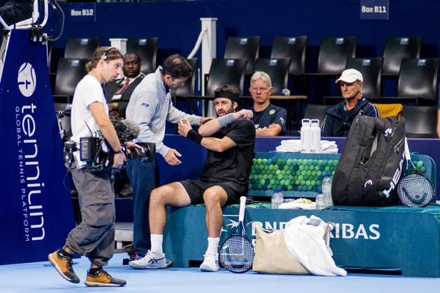 Georgian Nikoloz Basilashvili receives medical treatment during the European Open ATP, Tennis Herren tennis tournament in Brussels, on Thursday 16 October 2025. This year s edition of the tournament is taking place from 12 to 19 October 2025. JASPERxJACOBS  x136964997x