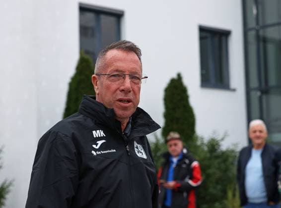Football, Men, 3 Liga, Season 2025 2026, TSV 1860 Munich, Training Markus Kauczinski, Coach TSV 1860 Munich head, upper body
