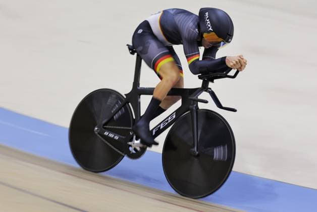 2025 UCI Para-Cycling Track World Championships Picture by Alex Whitehead SWpix.com - 16 10 2025 - Cycling - 2025 UCI Para-Cycling Track World Championships - Rio Olympic Velodrome, Rio de Janeiro, Brazil - MC5 1 Km Time Trial Qualifying - Jakob Klinge (Germany) Copyright: x xSWpix.comx(t axPhotographyxHubxLtd)xAlexxWhitehead SWpix.comx SWP-3030-9465