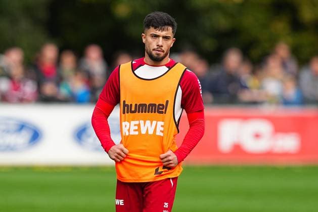 15.10.2025, xydrx, Fußball, Öffentliches Training FC Köln: Jusuf Gazibegovic (FC Köln 25) Nordrhein-Westfahlen Deutschland *** 15 10 2025, xydrx, soccer, public training FC Köln Jusuf Gazibegovic FC Köln 25 Nordrhein Westfahlen Germany