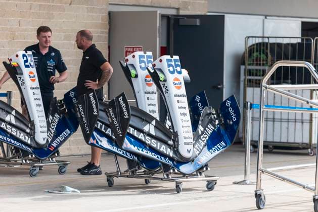 Formula 1 MSC Cruises United States Grand Prix 2025 Alexis Perrin OVERTAKE MAXPPP - Austin 16 10 2025 Atlassian Williams Racing new livery car box in the pitlane at the Formula 1 MSC Cruises United States Grand Prix 2025, the 19th round of the 2025 FIA Formula 1 World Championship, WM, Weltmeisterschaft at the Circuit of The Americas in Austin, Texas, United States, from October 16 to 19, 2025 Austin Circuit of The Americas United States  Copyright: xOVERTAKE MAXPPPxAlexisxPerrinx OVT202510169414 OVT202510169414