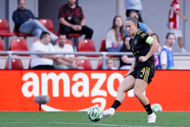 UEFA Women s Champions League - Atletico de Madrid vs Manchester United, ManU MADRID, SPAIN -October 16:Maya Le Tissier of Manchester United in action during the UEFA Women s Champions League match between Atletico de Madrid and Manchester United at Centro Deportivo Alcala de Henares.(Photo by Guillermo Martinez f22photo) Madrid Centro Deportivo Alcala de Henar Spain Copyright: xGuillermoxMartinezx