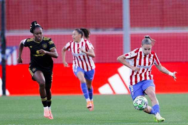 UEFA Women s Champions League - Atletico de Madrid vs Manchester United, ManU MADRID, SPAIN -October 16:Gio Garbelini of Atletico de Madrid in action during the UEFA Women s Champions League match between Atletico de Madrid and Manchester United at Centro Deportivo Alcala de Henares.(Photo by Guillermo Martinez f22photo) Madrid Centro Deportivo Alcala de Henar Spain Copyright: xGuillermoxMartinezx