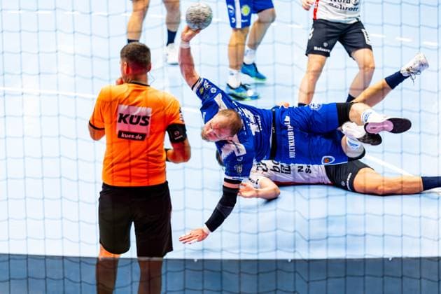 16 10 2025, GER, Handball, Men, Season 25 26, Daikin 1 Bl, 9 Matchday ThSV Eisenach SG Flensburg Handewitt Peter Walz ThSV Eisenach,14 99817 Eisenach Werner Assmann Halle Am Sportp Thueringen Germany