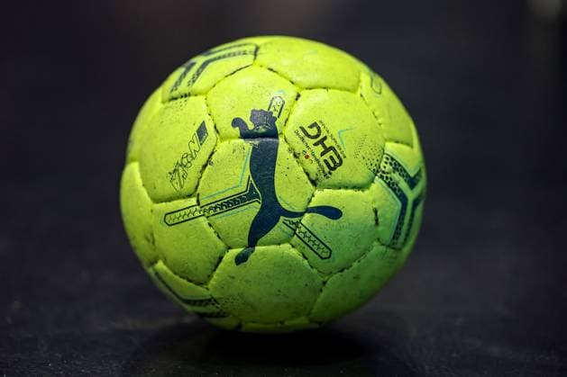 16 10 2025, Handball, EHF Womens International Match, European Championship Qualification 2026, Germany North Macedonia, Schwalbe Arena in Gummersbach Match ball of the DHB with Puma logo in close-up North Rhine-Westphalia Germany