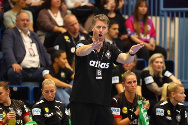 Coach Markus Gaugisch Germany Germany vs North Macedonia, Handball, Women, European Championship Qualification, 16 10 2025 Germany vs North Macedonia, Handball, Women, European Championship Qualification, 16 10 2025 Gummersbach Copyright: xEibner-Pressefotox EP_RWS