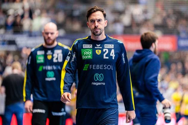 Patrick Groetzki Rhein Neckar Loewen, 24 is disappointed sad after 25 22 defeat GER, TBV Lemgo Lippe vs Rhein Neckar Loewen, Handball, 1 Bundesliga, Matchday 9, Season 2025 2026, 16 10 2025 GER, TBV Lemgo Lippe vs Rhein Neckar Loewen, Handball, 1 Bundesliga, Matchday 9, Season 2025 2026, 16 10 2025 Lemgo Copyright: xEibner-Pressefoto JanxRollingerx EP_JSK