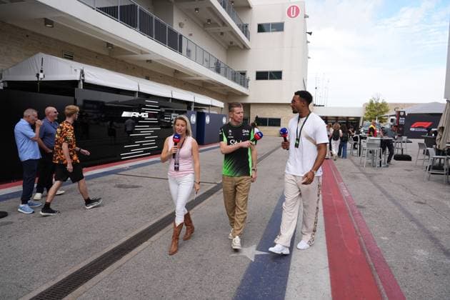 FORMULA 1 MSC CRUISES UNITED STATES GRAND PRIX 2025 16 10 2025, Circuit of The Americas, Austin, FORMULA 1 MSC CRUISES UNITED STATES GRAND PRIX 2025 , in the picture Sky Deutschland reporter Sandra Baumgartner, Nico Hülkenberg DEU , Stake F1 Team Kick Sauber, decathlete and reigning world champion Leo Neugebauer nordphotoxGmbHx xBratic nph00250