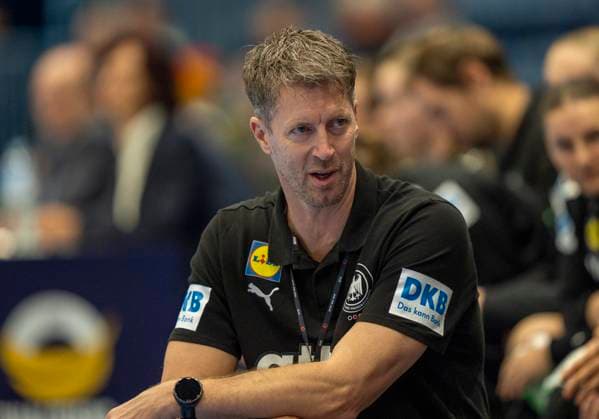 Markus Gaugisch Germany, Coach, Head Coach 16 10 2025, Handball Womens European Championship Qualification, Germany North Macedonia in Gummersbach Copyright: HMBxMedia xMarcoxBader