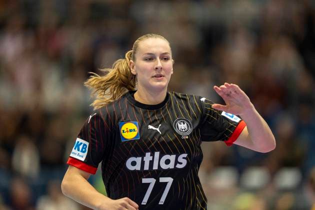 Viola LEUCHTER Germany, 77 cheers 16 10 2025, Handball Women European Championship Qualification, Germany North Macedonia in Gummersbach Copyright: HMBxMedia xMarcoxBader