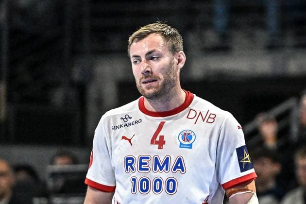 16 09 2025, xlakx, Handball, EHF Champions League, Fuechse Berlin Kolstad Handball v l Vetle Eck Aga Kolstad Handball disappointed, looks disappointed, disappointed Berlin Daniel Lakomski