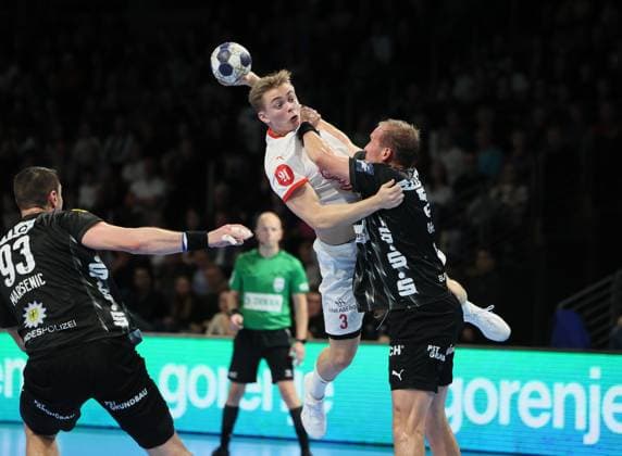 GER EHF CL Men Season 2025 2026 FÜCHSE Berlin vs NOR Kolstad Handball, 16 10 25, MAX SCHMELING HALLE, Berlin Mijajlo MARSENIC Füchse Berlin 93 , Emre Christoffer BERGE NOR Kolstad Handball 3 , Max DARJ Füchse Berlin 5