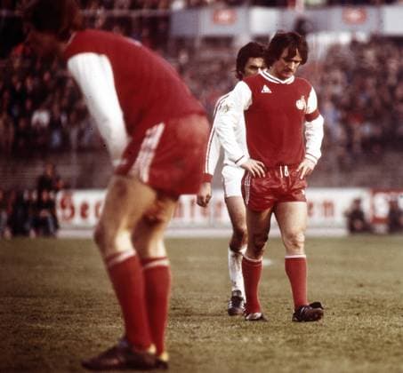 22.03.75 VfB Stuttgart - 1. FC Köln Deutschland, Stuttgart, 22.03.1975, Fussball, Bundesliga, Saison 1974 1975, VfB Stuttgart - 1. FC Köln (2:0): Wolfgang Overath (1. FC Köln). *** 22 03 75 VfB Stuttgart 1 FC Köln Germany, Stuttgart, 22 03 1975, Football, Bundesliga, Season 1974 1975, VfB Stuttgart 1 FC Köln 2 0 Wolfgang Overath 1 FC Köln