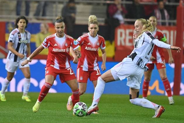 from left Arianna CARUSO FCB , Linda DALLMANN FCB , Amalie VANSGAARD Turin , action,duel FC Bayern Muenchen Juventus Turin Womens Champions League on 16 10 2025 FC BAYERN CAMPUS