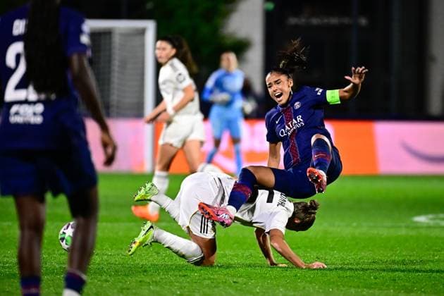FOOTBALL : PSG vs Real Madrid - Ligue des Champions Feminine - 15 10 2025 Filippa Angeldahl ( 16 - Real Madrid ) and Sakina Karchaoui ( 7 - PSG ) during the UEFA Women s Champions League match between Paris Saint Germain and Real Madrid CF at Campus de Poissy on october 15, 2025 in Possy, France. ( Photo by Federico Pestellini PsnewZ ) - PossyFrance  Copyright: xFedericoxPestellinix