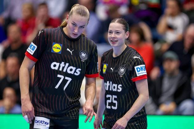 16 10 2025, Handball, EHF Womens International Match, European Championship Qualification 2026, Germany North Macedonia, Schwalbe Arena in Gummersbach Viola Charlotte LEUCHTER GER 77 Luisa SCHERER GER 25 North Rhine-Westphalia Germany