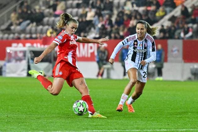 UEFA Womens s Champions League FC Bayern Munich Juventus Turin 16 10 2025 MUNICH, GERMANY OCTOBER 16 Gerogia STANWAY FC Bayern Munich 31 against Cecilia SALVAI Juventus Turin 23 during the UWCL match between FC Bayern Munich vs Juventus FC on matchday 2 at FC Bayern Campus on October 16, 2025 in Munich, Germany Copyright: xBEAUTIFULxSPORTS Goldbergx