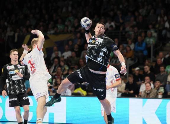 GER EHF CL Men Season 2025 2026 FÜCHSE Berlin vs NOR Kolstad Handball, 16 10 25, MAX SCHMELING HALLE, Berlin Mijajlo MARSENIC Füchse Berlin 93