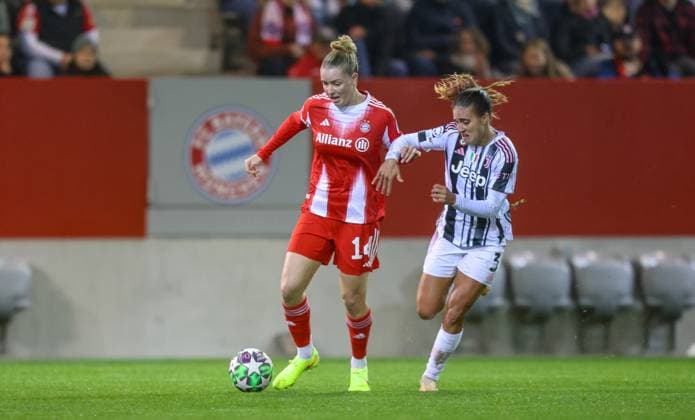 DEU, Munich, FC Bayern München vs Juventus Turin, Women s Champions League, UEFA, Season 2526, FC Bayern Campus, 2 Matchday in picture f l n r Alara Åžehitler Bayern München 14 , Estela Juventus Turin 3 , Zweikampf DFB DFL REGULATIONS PROHIBIT ANY USE OF PHOTOGRAPHS AS IMAGE SEQUENCES AND OR QUASI VIDEO, 16 10 2025, Copyright: HMBxMedia HendrikxHamelau