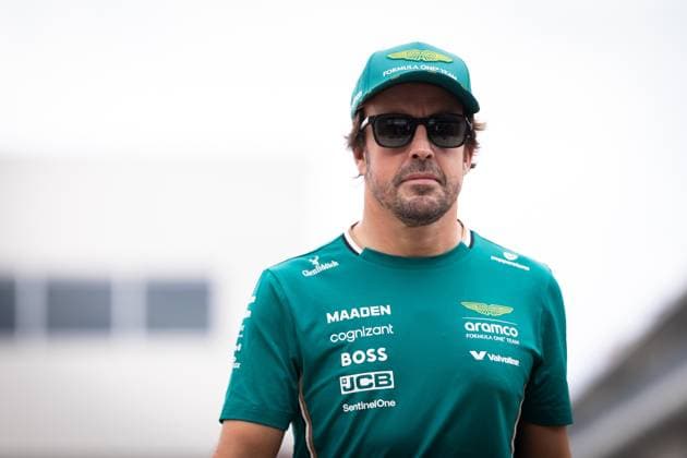 F1 - UNITED STATES GRAND PRIX 2025 ALONSO Fernando (spa), Aston Martin F1 Team AMR25, portrait during the 2025 Formula 1 United States Grand Prix, 19th round of the 2025 FIA Formula One World Championship, WM, Weltmeisterschaft from October 17 to 19, 2025 on the Circuit of the Americas, in Austin, Texas, United States of America - AustinUnited States  Copyright: xDPPIx