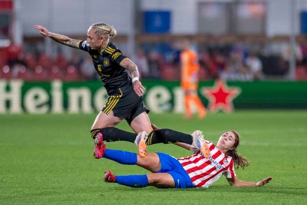 October 16, 2025, Alcala De Henares, Madrid, Spain: ALEXIA FERNANDEZ DIAZ of Club Atlo tico de Madrid SAD Femenino in action during the UEFA Women s Champions League soccer match between ATLETICO DE MADRID WOMENS - Manchester United, ManU WOMENS, held on October 16, 2025, at the AlcaloÂ¡ de Henares Sports Center in Madrid, Spain. Alcala De Henares Spain - ZUMAc312 20251016_zsp_c312_133 Copyright: xOscarxManuelxSanchezx