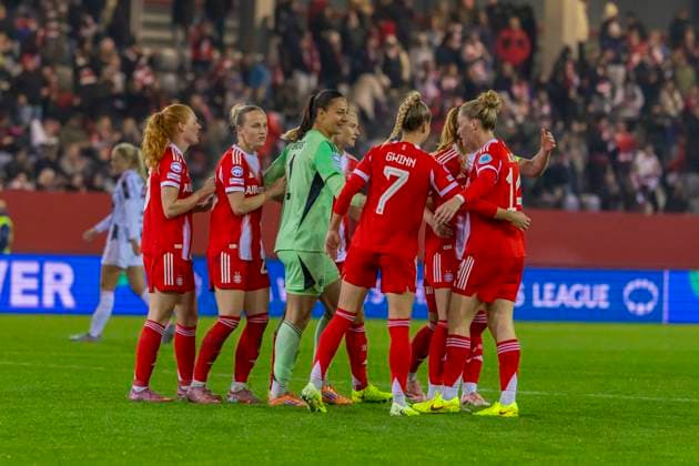 Munich, Germany 04 November 2024 CL Women 2025 2026 FC Bayern Munich vs Juventus Turin In the picture from the left Copyright: xFotostandx xSchäferx