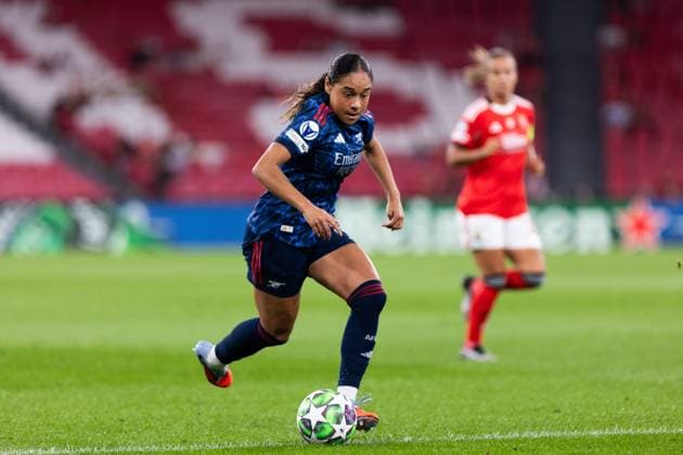 SL Benfica Vs Arsenal in Lisboa - 16 Oct 2025 Olivia Smith of Arsenal in action during the UEFA Women s Champions League match between SL Benfica and Arsenal at Estádio da Luz. Final Score; SL Benfica 0 : 2 Arsenal Lisboa Portugal Copyright: xDavidexPuglisix xSOPAxImagesx dp_slb_arsnl-22