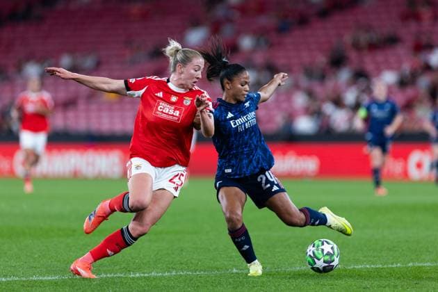 SL Benfica Vs Arsenal in Lisboa - 16 Oct 2025 Taylor Hinds of Arsenal in action during the UEFA Women s Champions League match between SL Benfica and Arsenal at Estádio da Luz. Final Score; SL Benfica 0 : 2 Arsenal Lisboa Portugal Copyright: xDavidexPuglisix xSOPAxImagesx dp_slb_arsnl-49