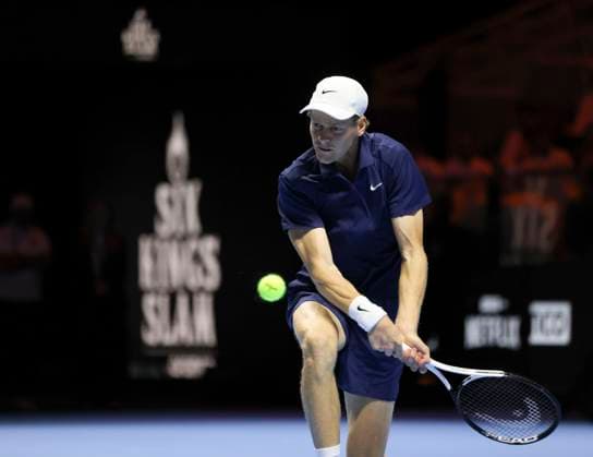 (251017) -- RIYADH, Oct. 17, 2025 -- Jannik Sinner of Italy returns the ball during the semifinal match against Novak Djokovic of Serbia at the Six Kings Slam tennis tournament in Riyadh, Saudi Arabia, Oct. 16, 2025. ) (SP)SAUDI ARABIA-RIYADH-TENNIS-6 KINGS SLAM-SEMIFINAL WangxHaizhou 