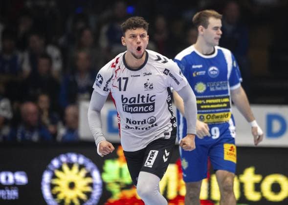 DAIKIN HBL HANDBALL MEN 1 BL 9 GAME DAY THSV EISENACH SG FLENSBURG HANDEWITT FOR EDITORIAL PURPOSES ONLY p 16 10 2025 Eisenach DAIKIN HBL Handball 1 Bundesliga Men Season 2025 2026 9 Matchday Werner Assmann Halle ThSV Eisenach SG Flensburg Handewitt in photo Marko Grgic 17 SG Flensburg Handewitt cheers Germany Thuringia Eisenach Copyright SaschaxFromm Copyright: SaschaxFromm doc82us0auj2lt11wy1jloz ,EDITORIAL USE ONLY Copyright: SaschaxFromm
