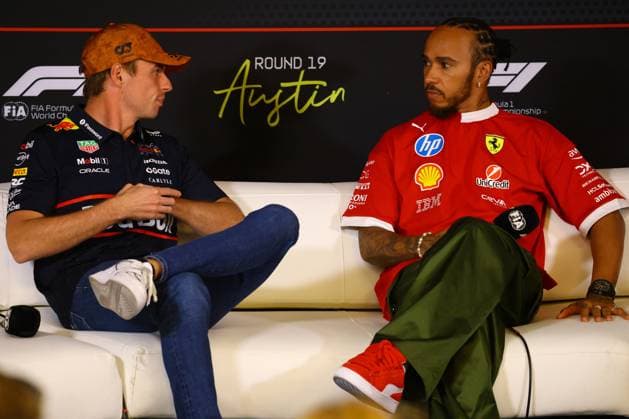 16 10 2025, xrarjax, Motorsport FIA Formula 1, Grand Prix of the USA v l Max Verstappen Oracle Red Bull Racing starting number 1 and Lewis Hamilton Ferrari starting number 44 FIA REGULATIONS PROHIBIT ANY USE OF PHOTOGRAPHS as IMAGE SEQUENCES and or QUASI VIDEO Austin .