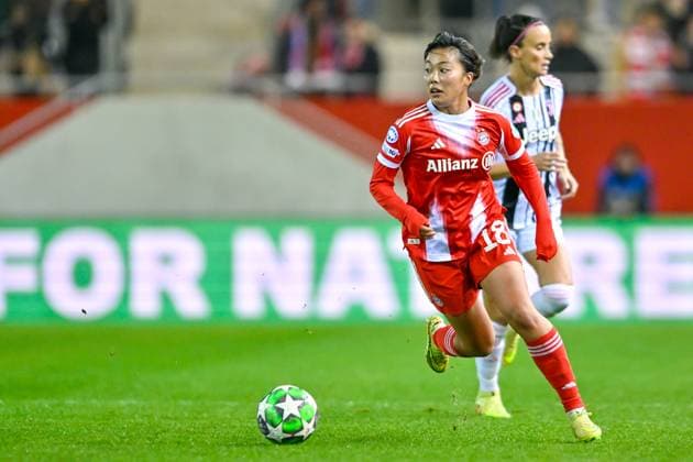 Momoko TANAKINAWA FC Bayern Munich, FCB, 18 on the ball, 16 10 2025, Munich Germany , Football, UEFA Womens Champions League, League Phase 2 Matchday, FC Bayern Munich Juventus Turin xslx