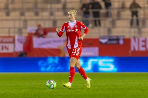 Munich, Germany 04 November 2024 CL Women 2025 2026 FC Bayern Munich vs Juventus Turin In the picture Pernille Harder FCB FC Bayern Campus Bayern Copyright: xFotostandx xSchäferx