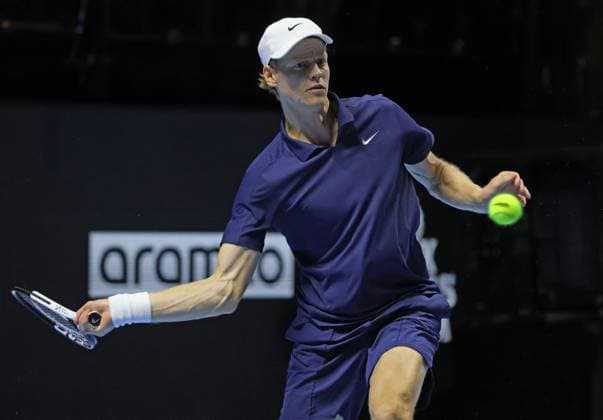 Riyadh, Saudi Arabia: Tennis SIX KINGS SLAM 2025 Jannik Sinner (ITA), Riyadh, Saudi Arabia, October 16, 2025. Photo RIYADH, SIX KINGS SLAM 2025  - ZUMAp169 20251016_zea_p169_1423 Copyright: xFelicexCalabrox