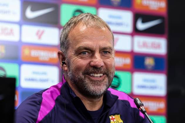 October 17, 2025, Sant Joan Despi, Barcelona, SPAIN: Hansi Flick, head coach of FC Barcelona, Barca attends his press conference, PK, Pressekonferenz during the training day of FC Barcelona ahead the Spanish League, La Liga EA Sports, football match against Girona FC at Ciudad Esportiva Joan Gamper on October 17, 2025 in Sant Joan Despi, Barcelona, Spain. Sant Joan Despi SPAIN - ZUMAa181 20251017_zaa_a181_036 Copyright: xJavierxBorregox