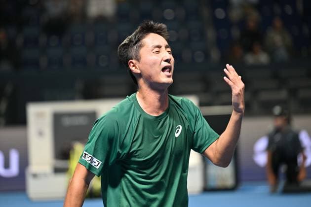 (251017) -- ALMATY, Oct. 17, 2025 -- Mochizuki Shintaro of Japan reacts during the men s singles quarterfinal against Alex Michelsen of the United States at the ATP250 Almaty Tennis Open in Almaty, Kazakhstan, Oct. 17, 2025. ) (SP)KAZAKHSTAN-ALMATY-TENNIS-ALMATY OPEN-QUARTERFINAL LixRenzi 