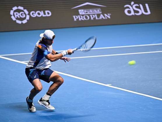 (251017) -- ALMATY, Oct. 17, 2025 -- James Duckworth of Australia hits a return during the men s singles quarterfinal match against Flavio Cobolli of Italy at the ATP250 Almaty Tennis Open in Almaty, Kazakhstan, on Oct. 17, 2025. ) (SP)KAZAKHSTAN-ALMATY-TENNIS-ALMATY OPEN-QUARTERFINAL LixRenzi 