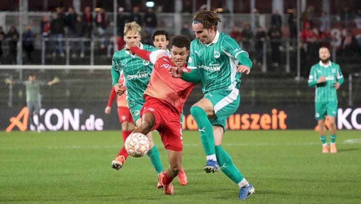 Football, RL Bayern, Würzburger Kickers - SpVgg Greuther Fürth II